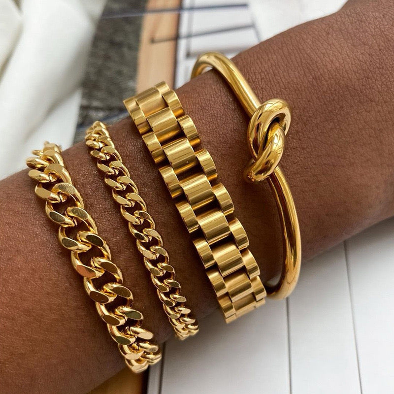 KNOT BRACELET